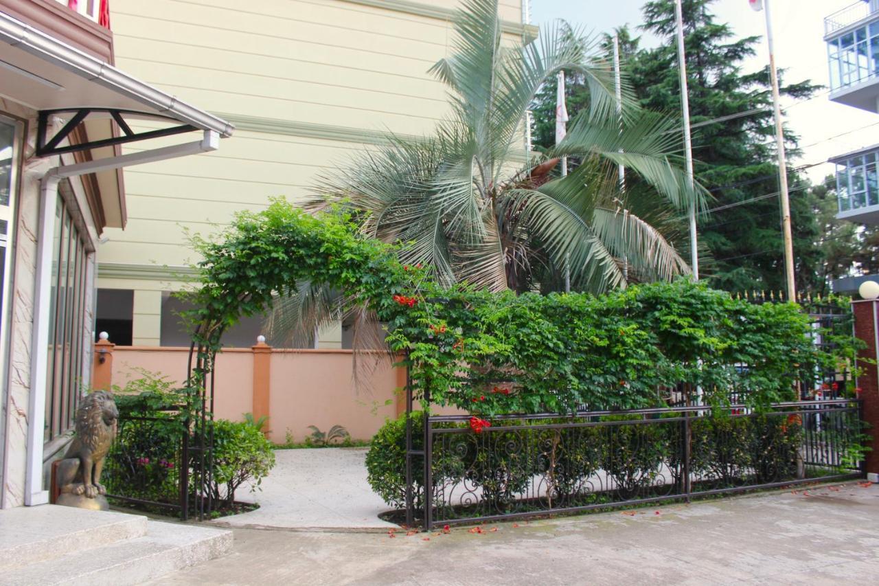 Hotel Palermo 科布列季 外观 照片