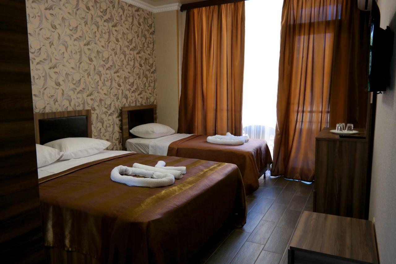 Hotel Palermo 科布列季 外观 照片
